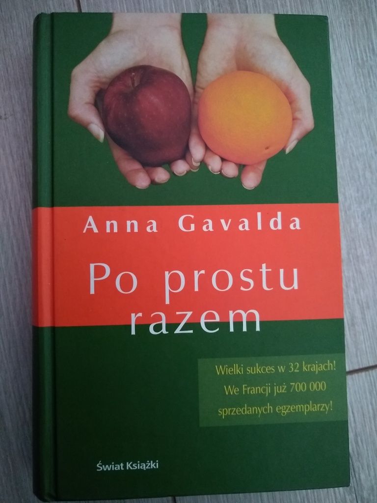 Książka po prostu razem