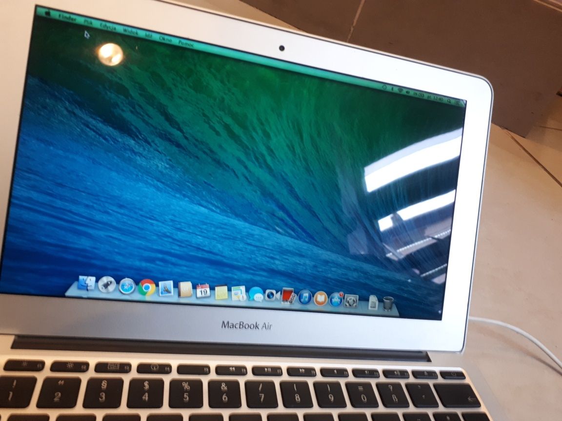 apple macbook air 13 i5 4gb 256ssd 10.15 catalina tylko 120 cykli bat!