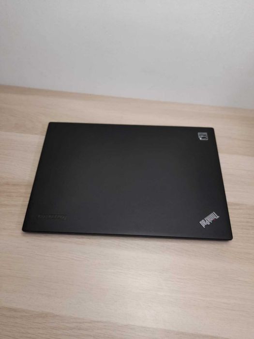 Lenovo x240 -- Intel Core i5 / 8Gb / SSD 128GB