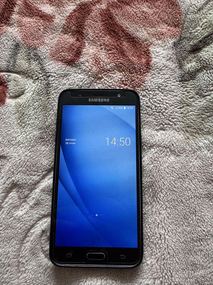 телефон Samsung J7 як новий