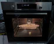 Forno Bosch HBG5780S0 Serie 6 Pirolítico 71L  ( NOVO)