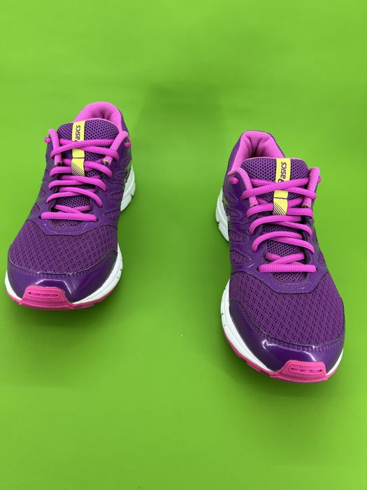 Кросівки 39,5р.25см. Asics