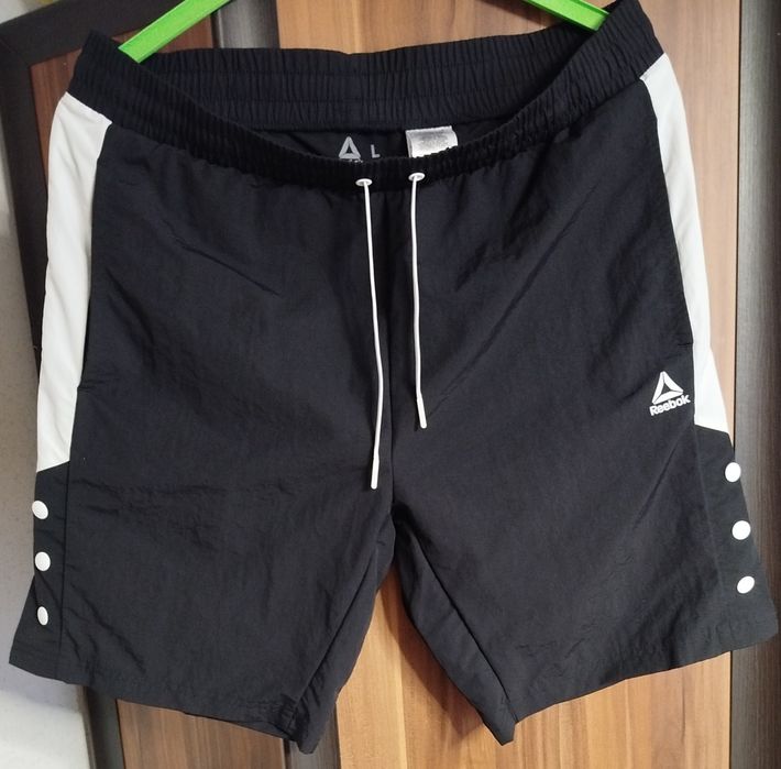 Spodenki krótkie męskie Reebok rozmiar L stan idealny