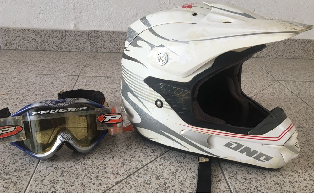 Capacete  One + óculos Progrip