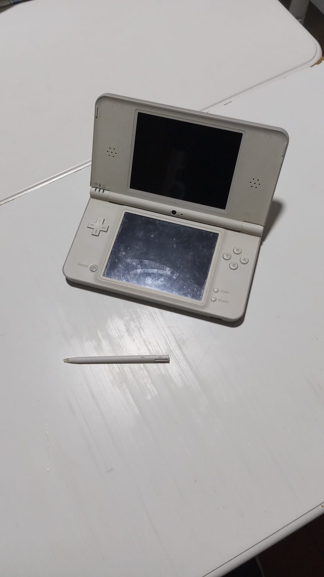 Nintendo DSi XL Desbloqueada