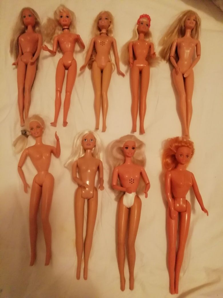 Bonecas tipo Barbies