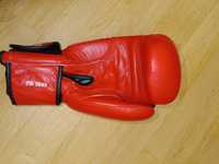 Боксерськи перчатки от фірми KAYO. 10 Oz. Состояние идеальне.