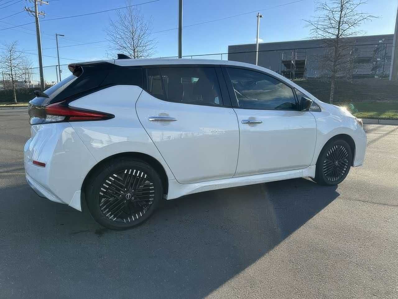 2023 Nissan LEAF SV Plus