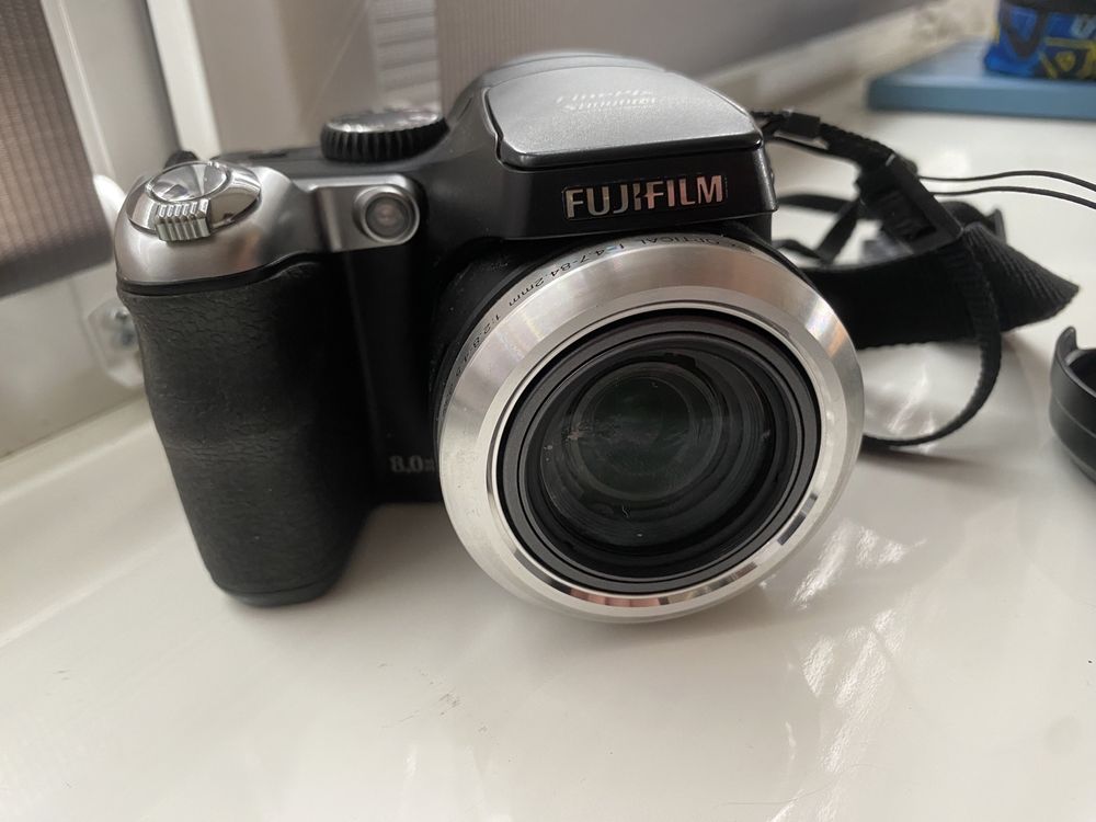 фотоапарат FUJIFILM FinePix S8000fd