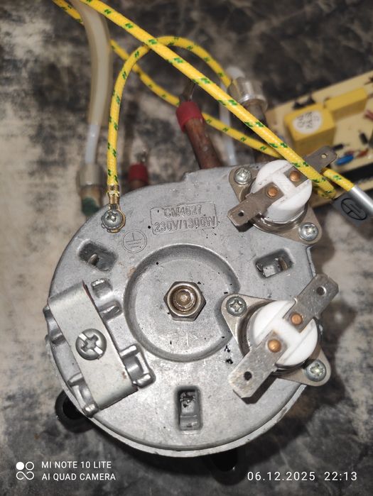 Кофеварка рожковая Vitek 1513 запчасти