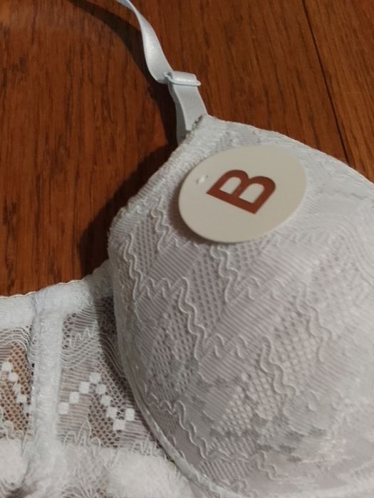 Бюстгальтер Hana размер . B