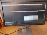 Monitor dell z stojakiem