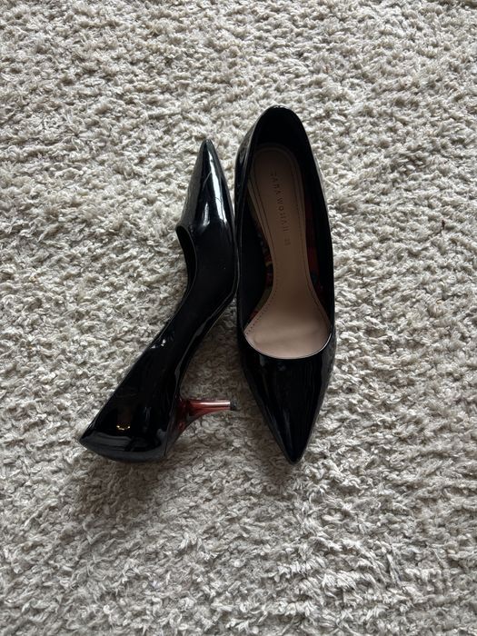 Piekne szpileczki czarne