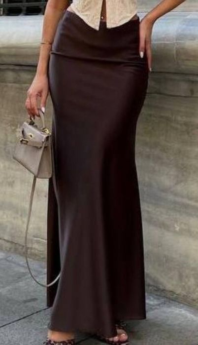 Спідниця атласна шовкова на гумці. Колір: шоколад. Довжина: максі. S