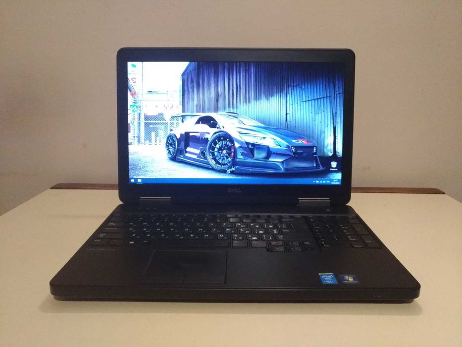 Ігровий ноутбук DELL》i7》SSD》2 відеокарти》FULL HD екран》Нова батарея