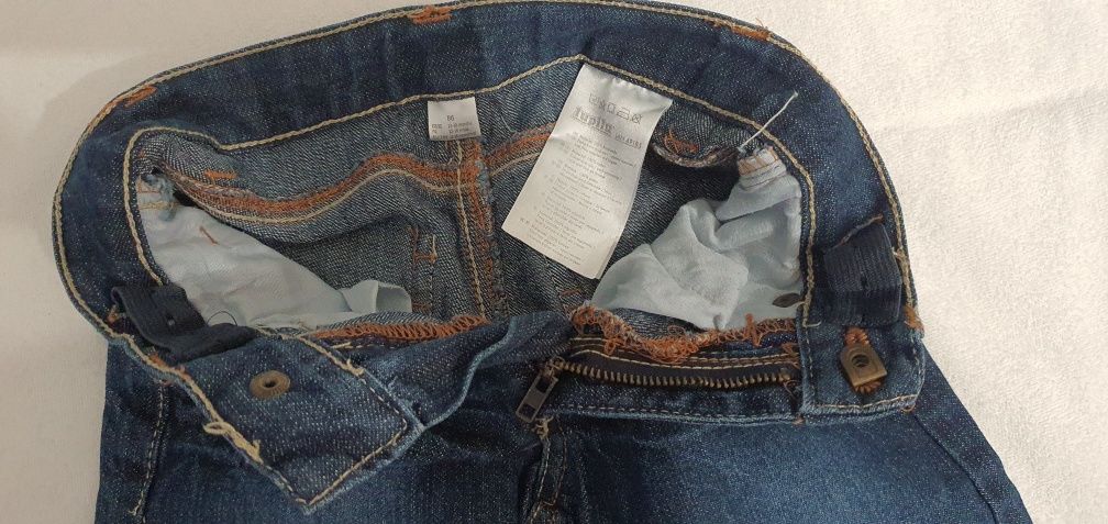 Spodnie jeans, 86