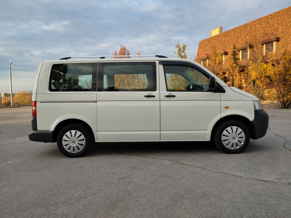 Volkswagen Transporter Club пассажир 8 мест 1,9 без турбины ! Перегон