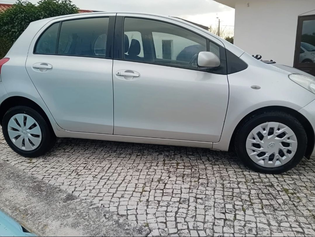 Vendo Toyota Yaris