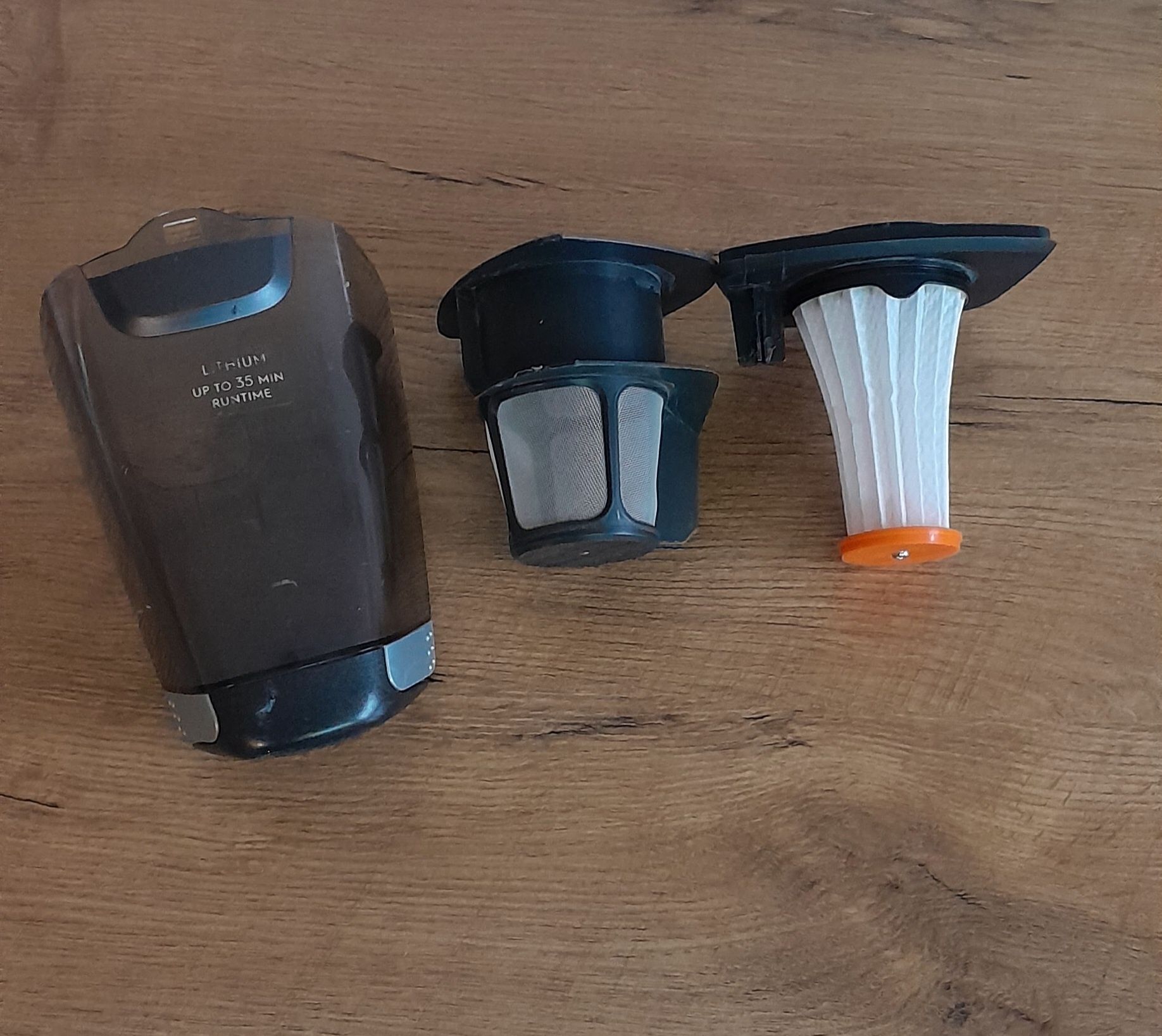 Pojemnik na kurz odkurzacza pionowego electrolux ergorapido