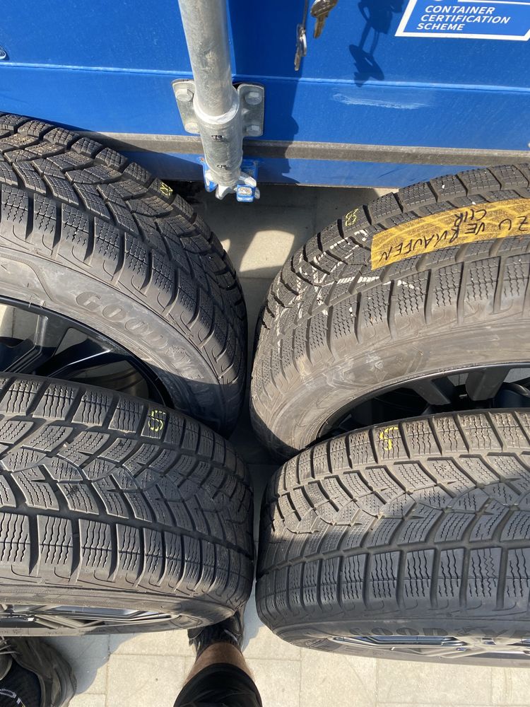 Alufelgi z oponamj 215/60 R17 Toyota CH-R Rav 4 Felgi Opony 5x114,3