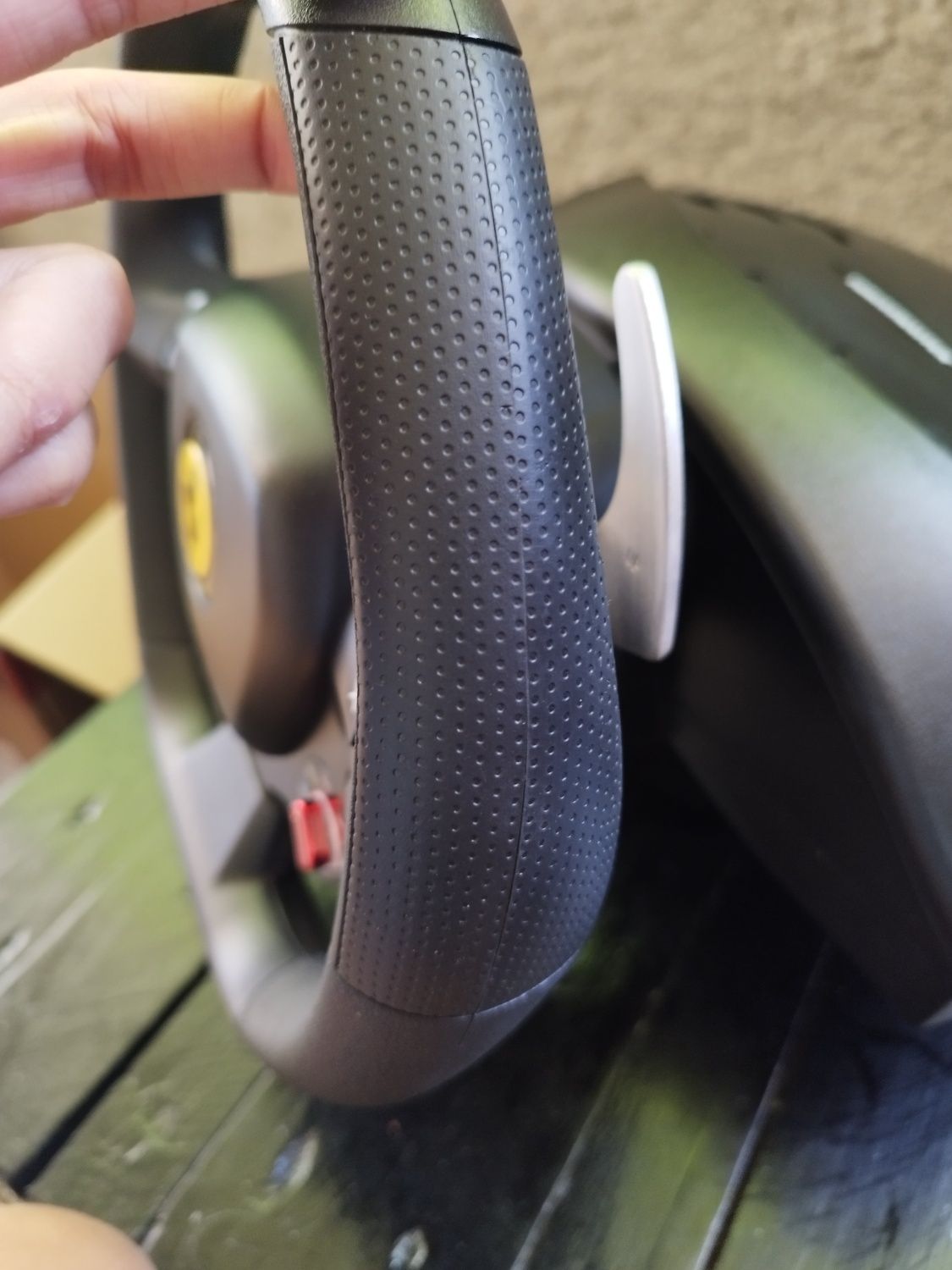 Volante Thrustmaster PS4/PS5