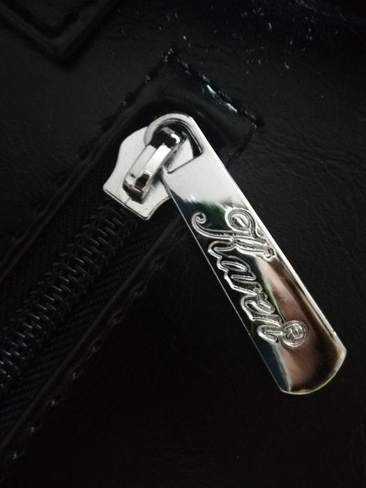 Czarna torebka Karen