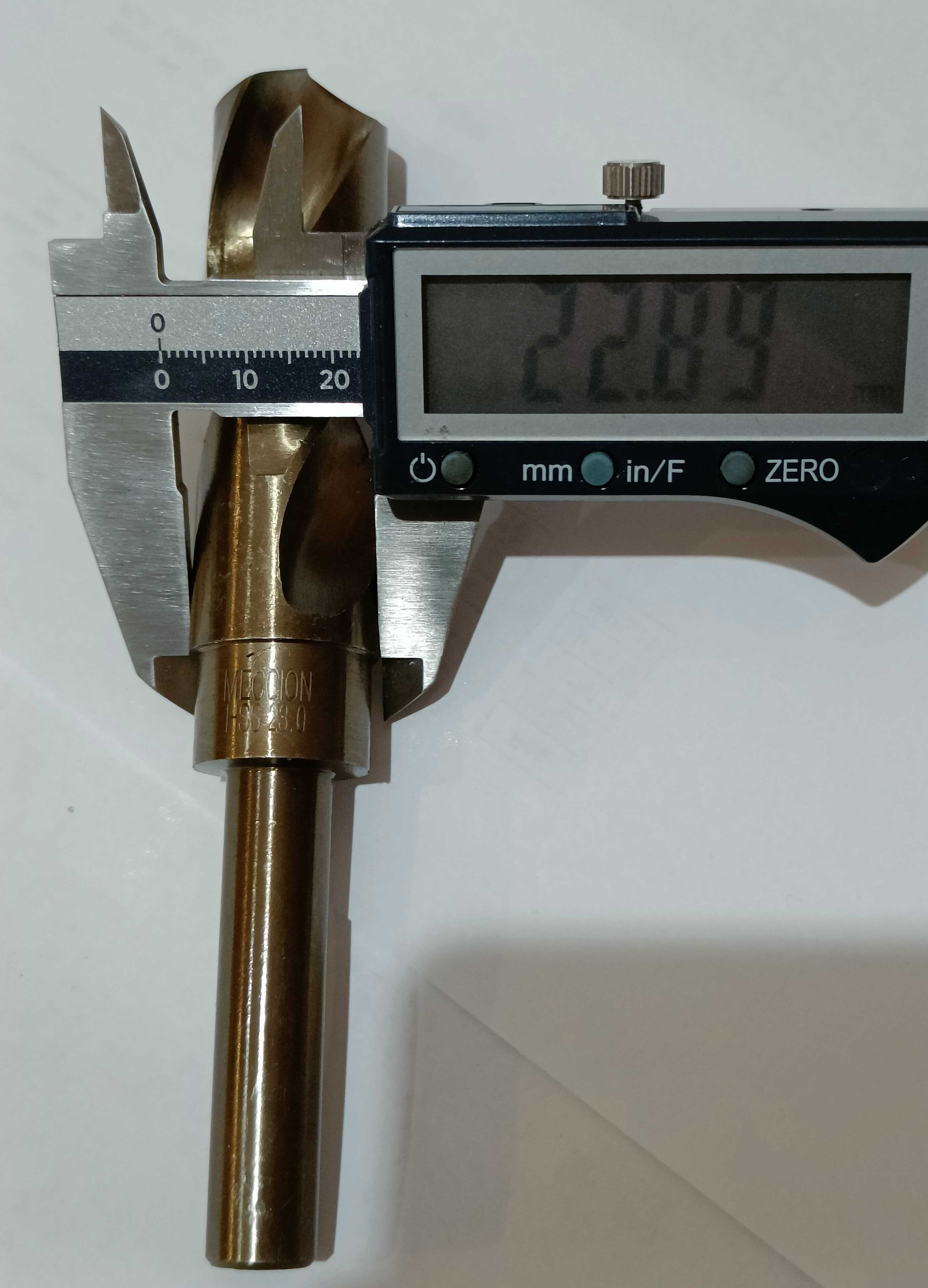 wiertło spiralne HSS-Co do metalu, stali nierdzewnej i żelaza (23 mm)