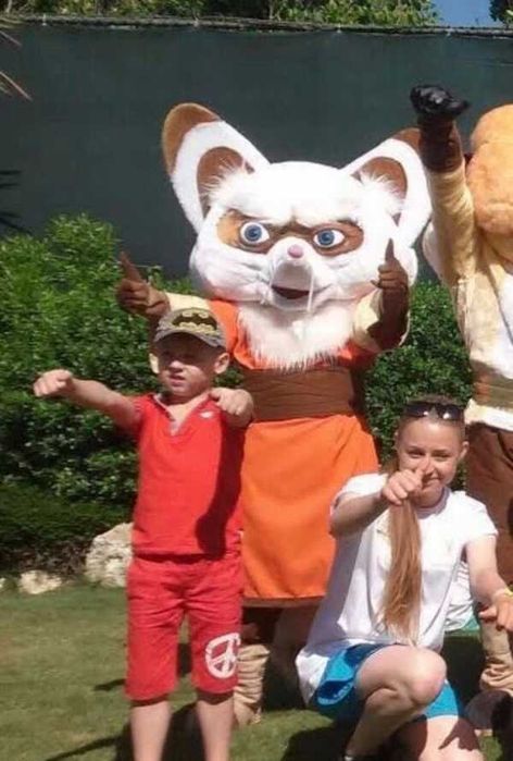 Оренда та продаж ростових костюмів. Пневмо-лялька. Ростові ляльки.