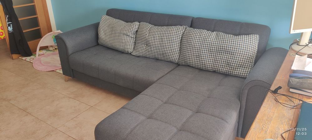 Sofá cama com arrumação