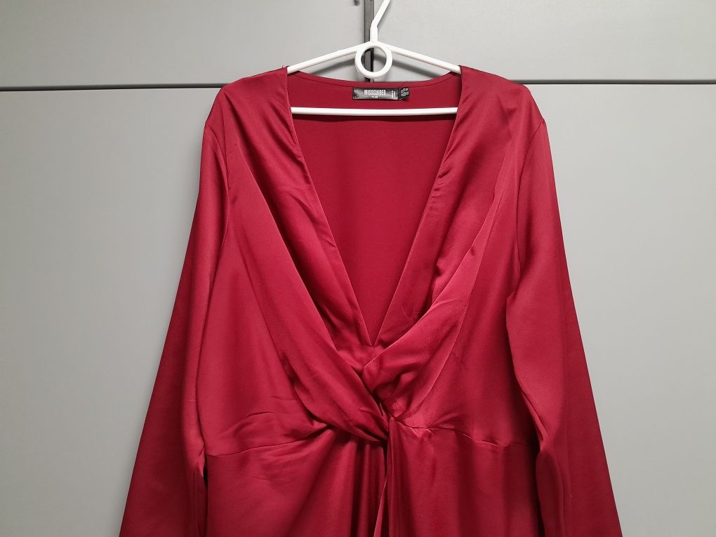 Satynowa sukienka maxi burgundowa rozmiar 50,5XL