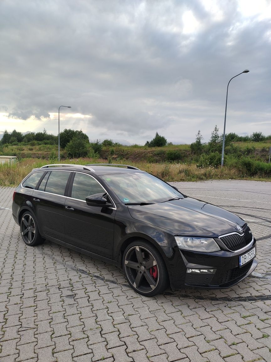 Skoda Octavia VRS 2.0 Tdi 226km Manual Asystenci Tempomat Alufelgi 19