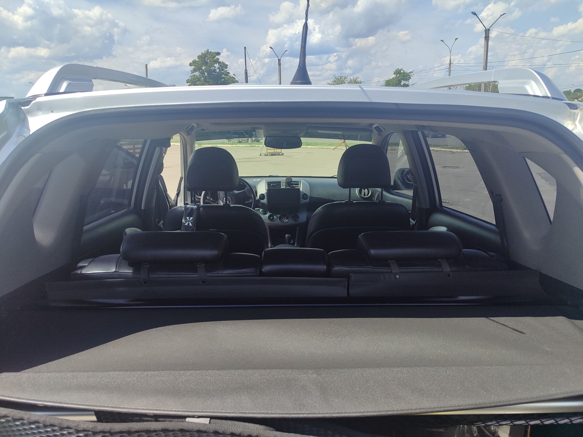 Aвтомобіль Toyota Rav 4 2006
