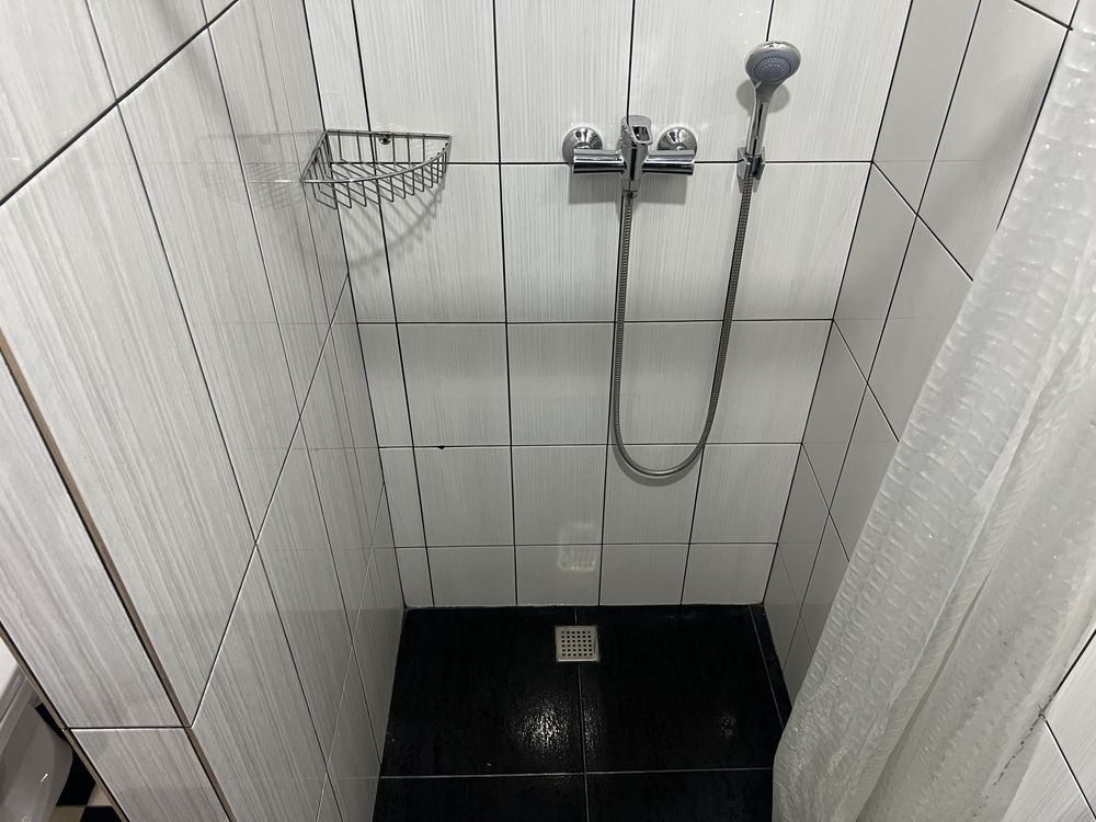 Нове житло Трускавець ! До центру 450м ! Балкон! Кондиціонер!