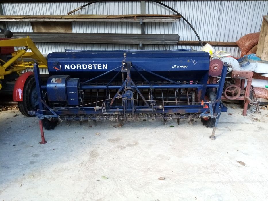 Owies paszowy. Pszenica paszowa. Ziemniaki.