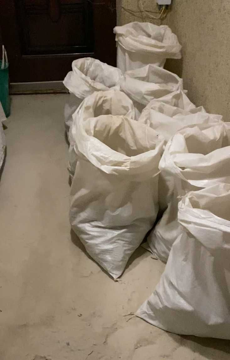 Віддам безкоштовно бій бетонної стяжки