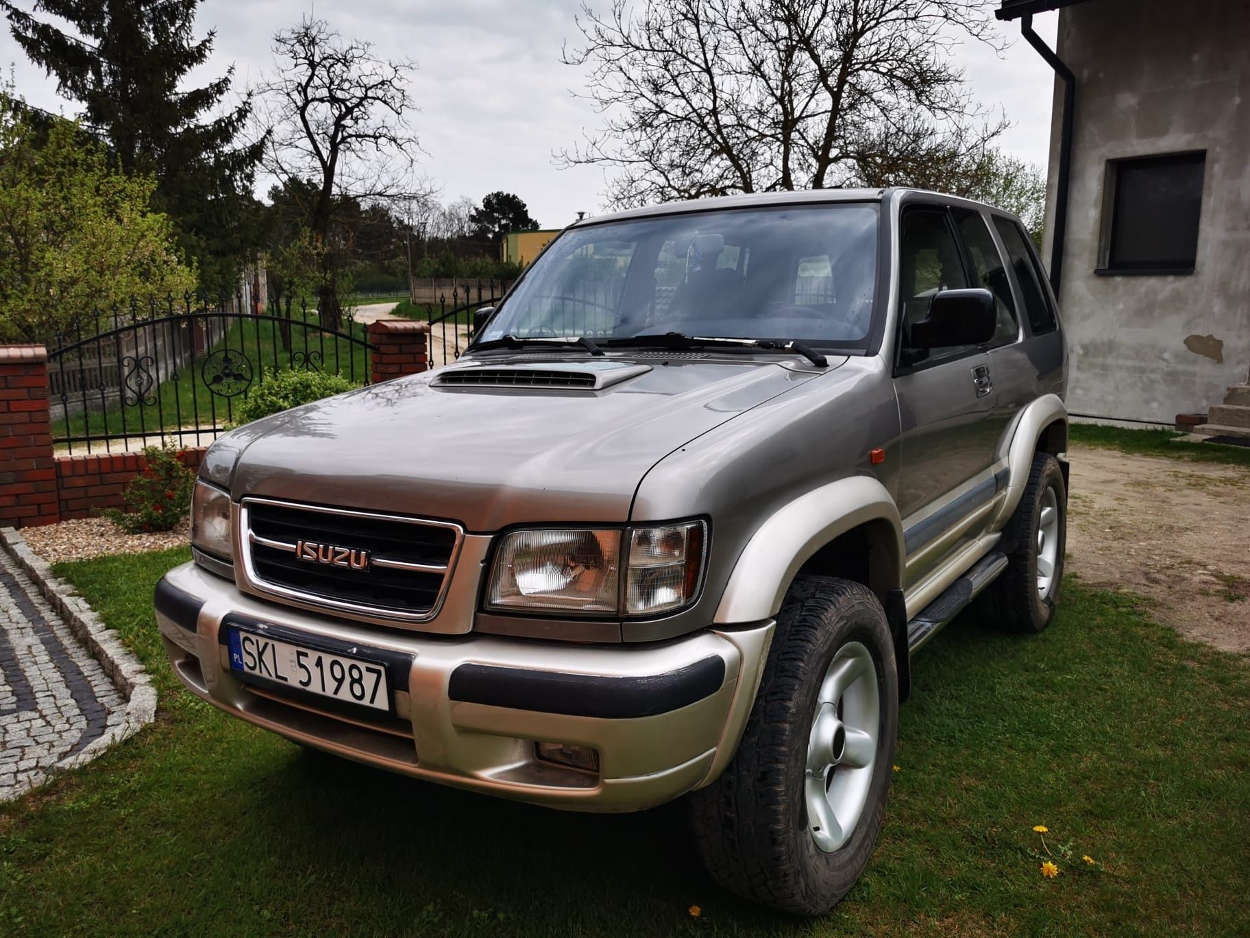 Isuzu Trooper 3.5/Opel Montrey, 4x4