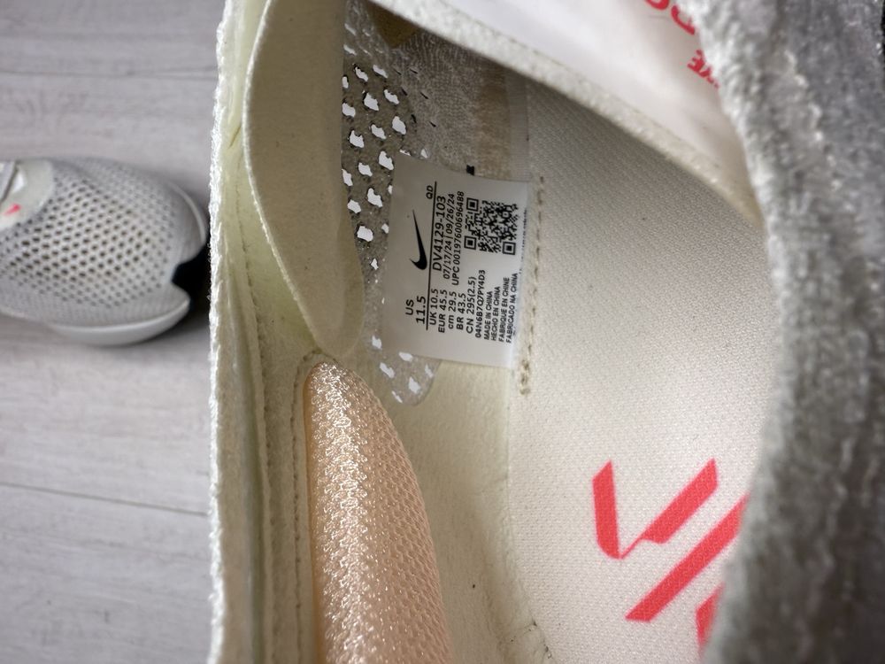 Кросівкии Nike ZOOMX VAPORFLY NEXT% 3 DV4129-103