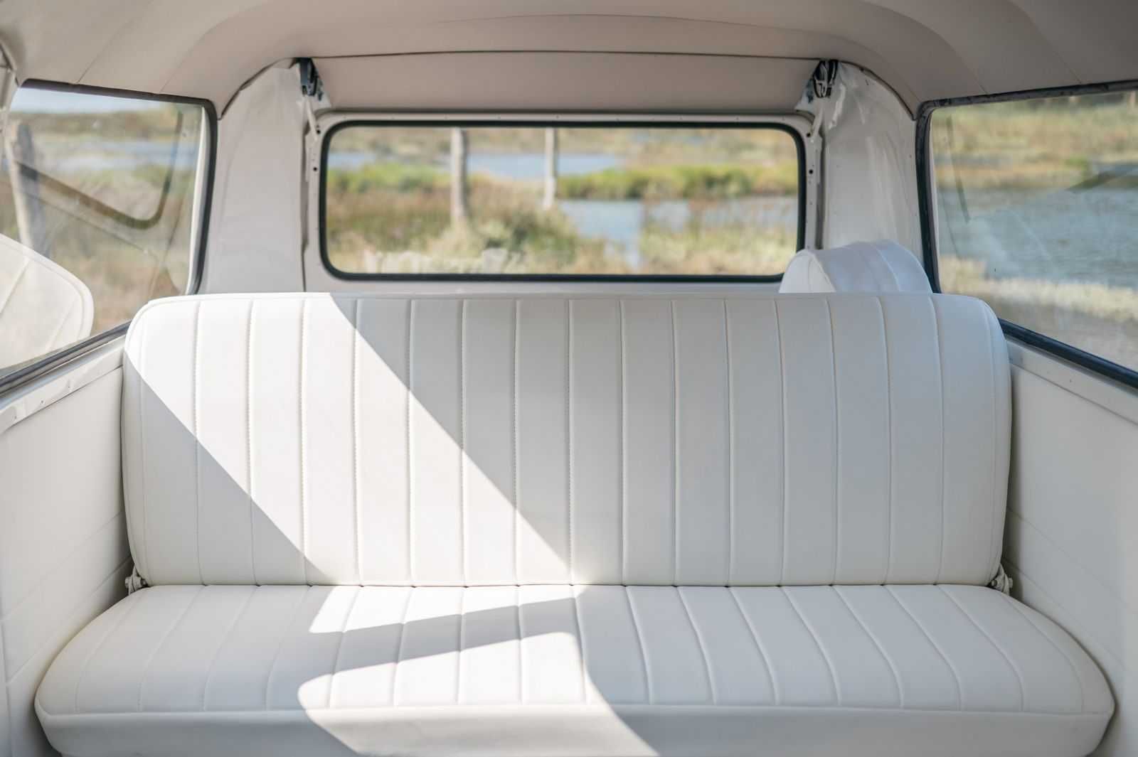 Volkswagen Pão de Forma T2 (1971) – Clássico Restaurado