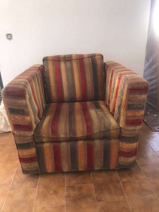 Sofá de 3 lugares + Cadeirão