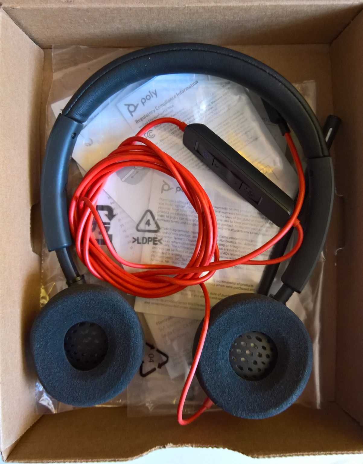 Słuchawki USB z mikrofonem Plantronics Poly Blackwire 3320