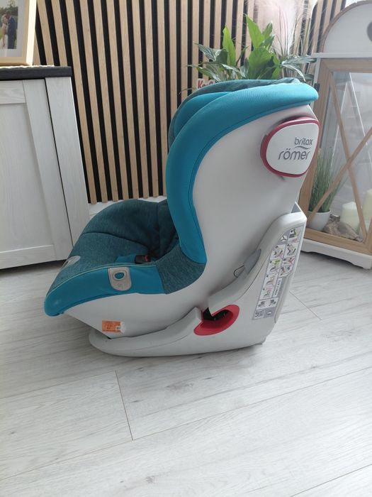 Sprzedam fotelik samochodowy britax