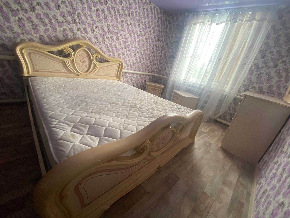 Італійський спальний гарнітур