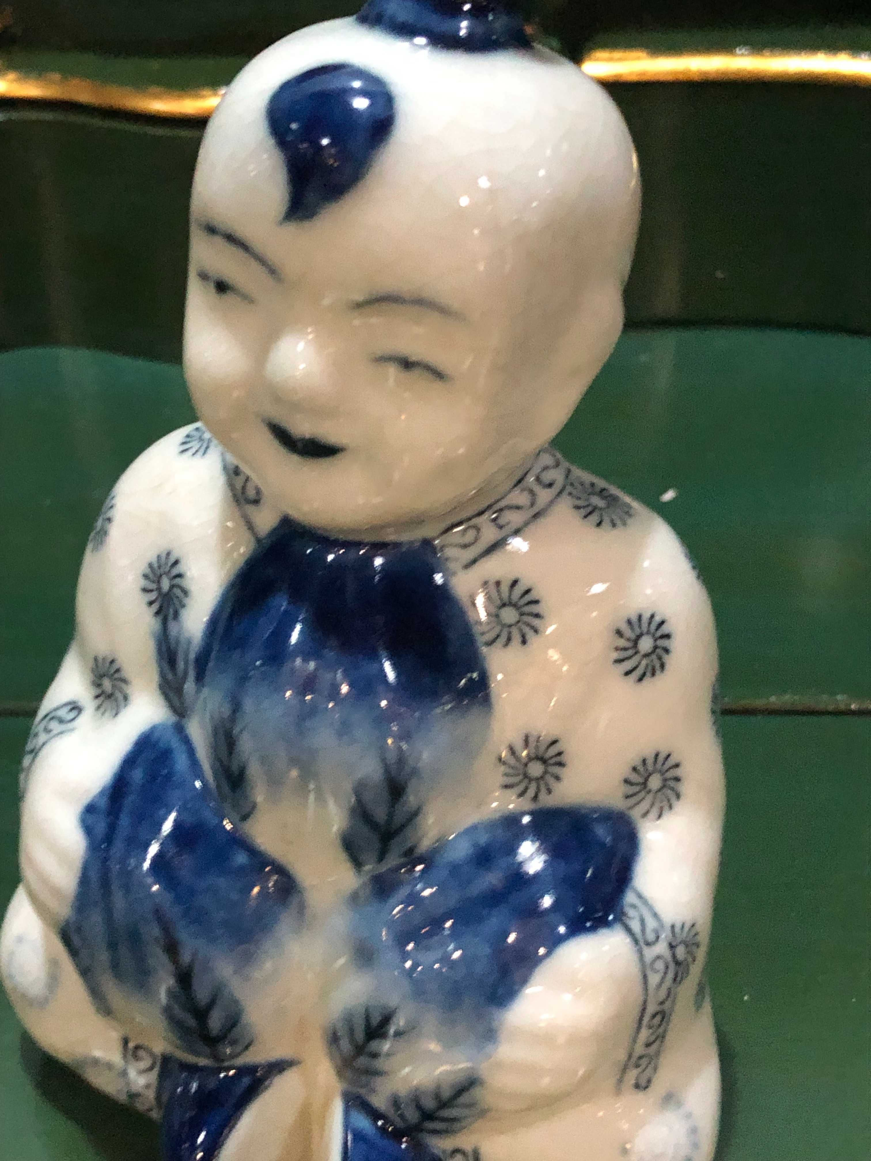 Par de figuras em porcela da china