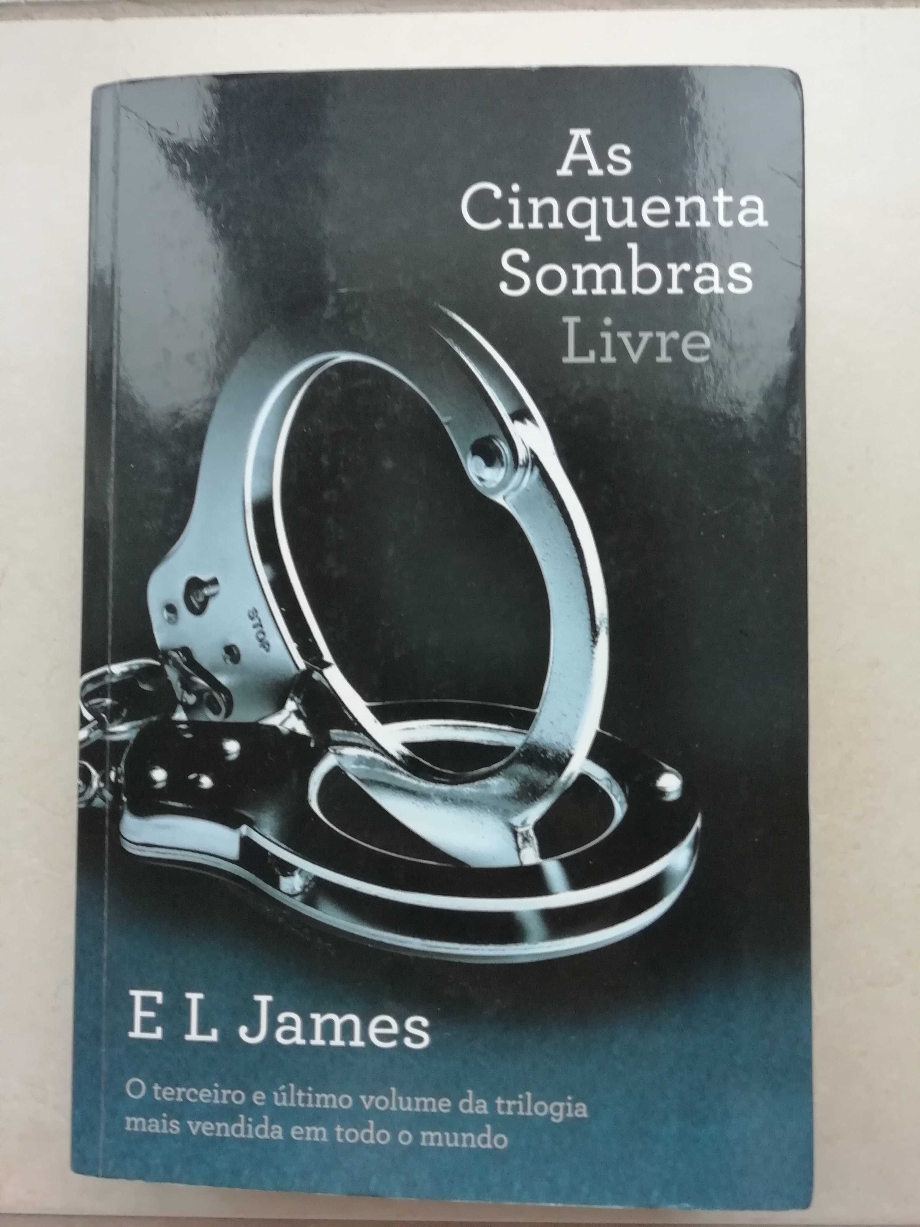 Livro "As Cinquenta Sombras Livre"