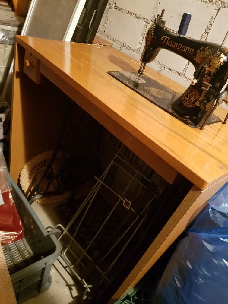 Maszyna do szycia Naumann zabytek stan idealny