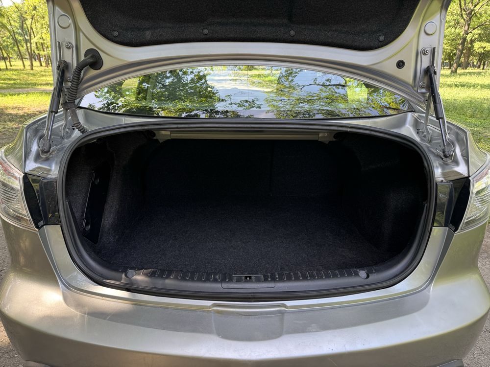 Mazda 3 2010 2.0 автомат