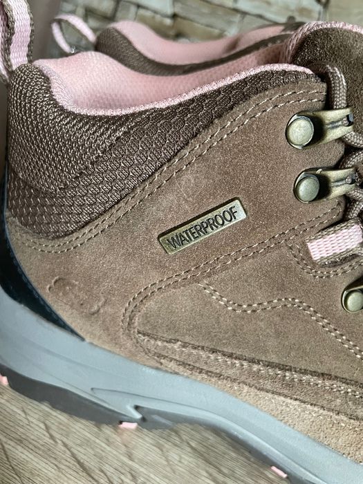 Чоботи жіночі skechers relaxed fit: trego - alpine trail