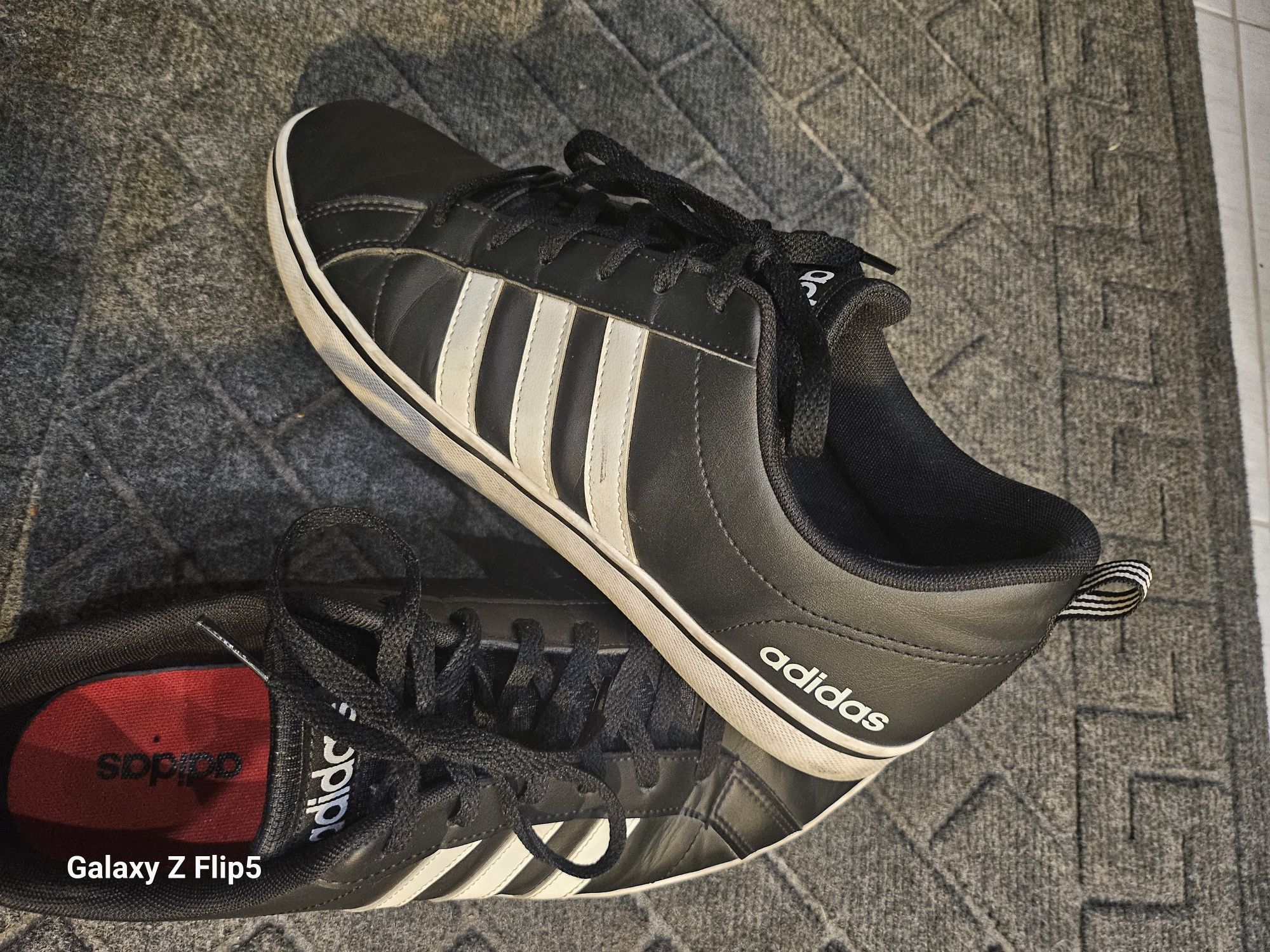 Adidas - buty sportowe, kolor czarny,  rozmiar 46