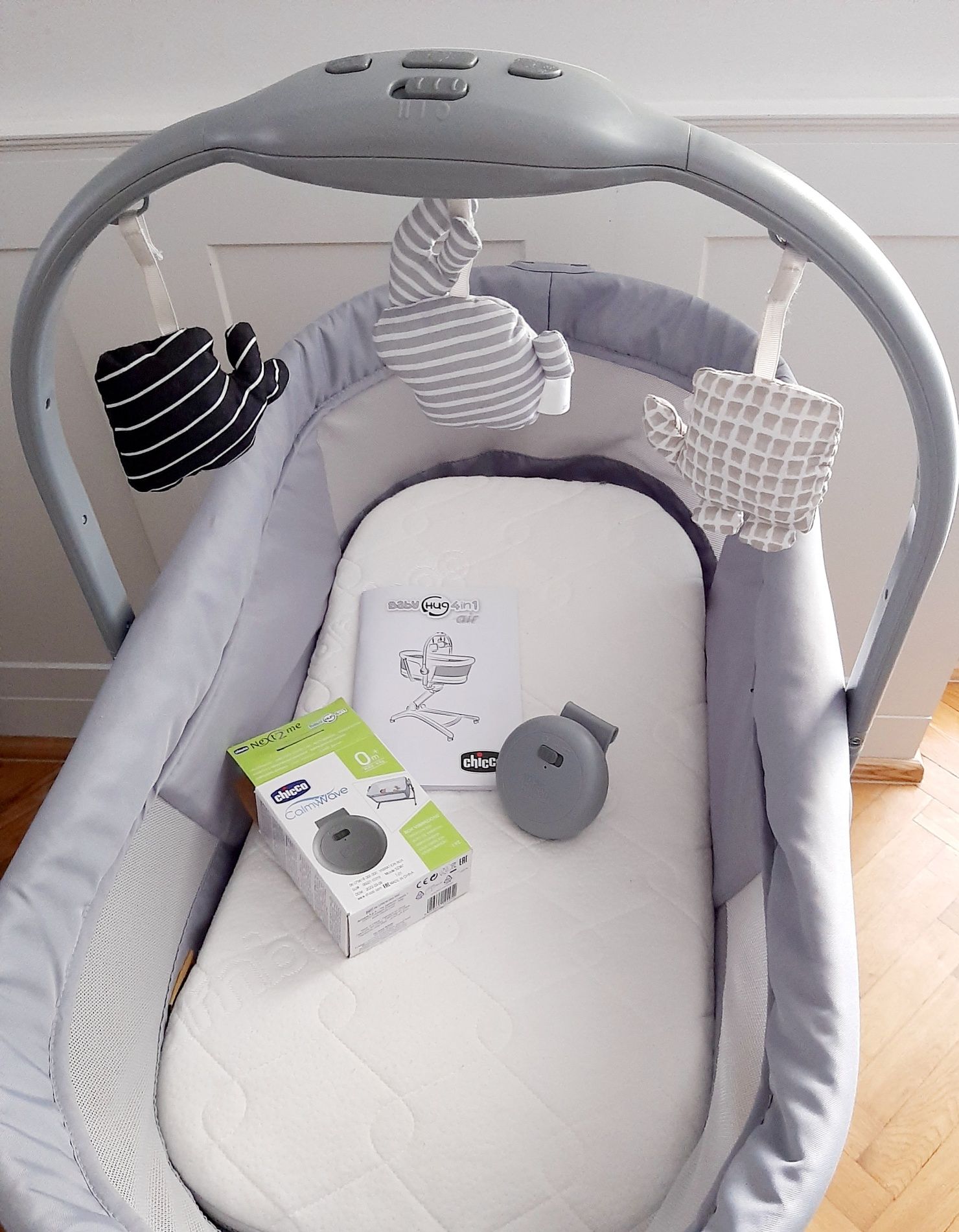 Chicco Baby Hug 4w1 Air+materac+urządzenie z wibracjami