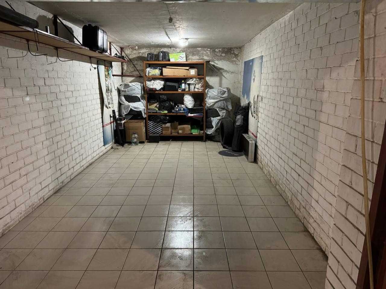 гараж, бетоний, підземний